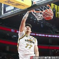 常规赛第44轮最佳阵容：张镇麟&amp;萨林杰&amp;詹姆斯&amp;黎伊扬&amp;林庭谦