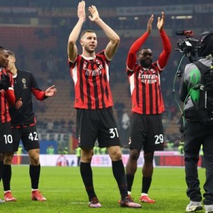 冬窗用满“五换名额”，翻新米兰展现全新面貌